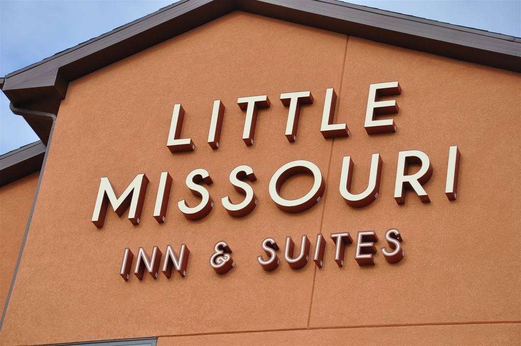Little Missouri Inn & Suites Watford City Exteriér fotografie