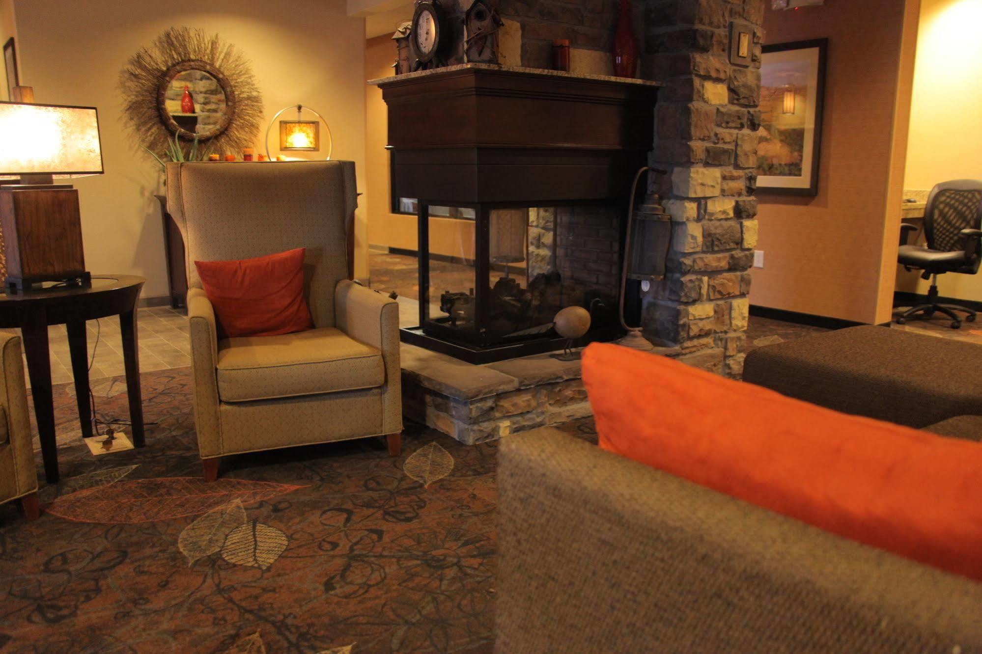 Little Missouri Inn & Suites Watford City Exteriér fotografie