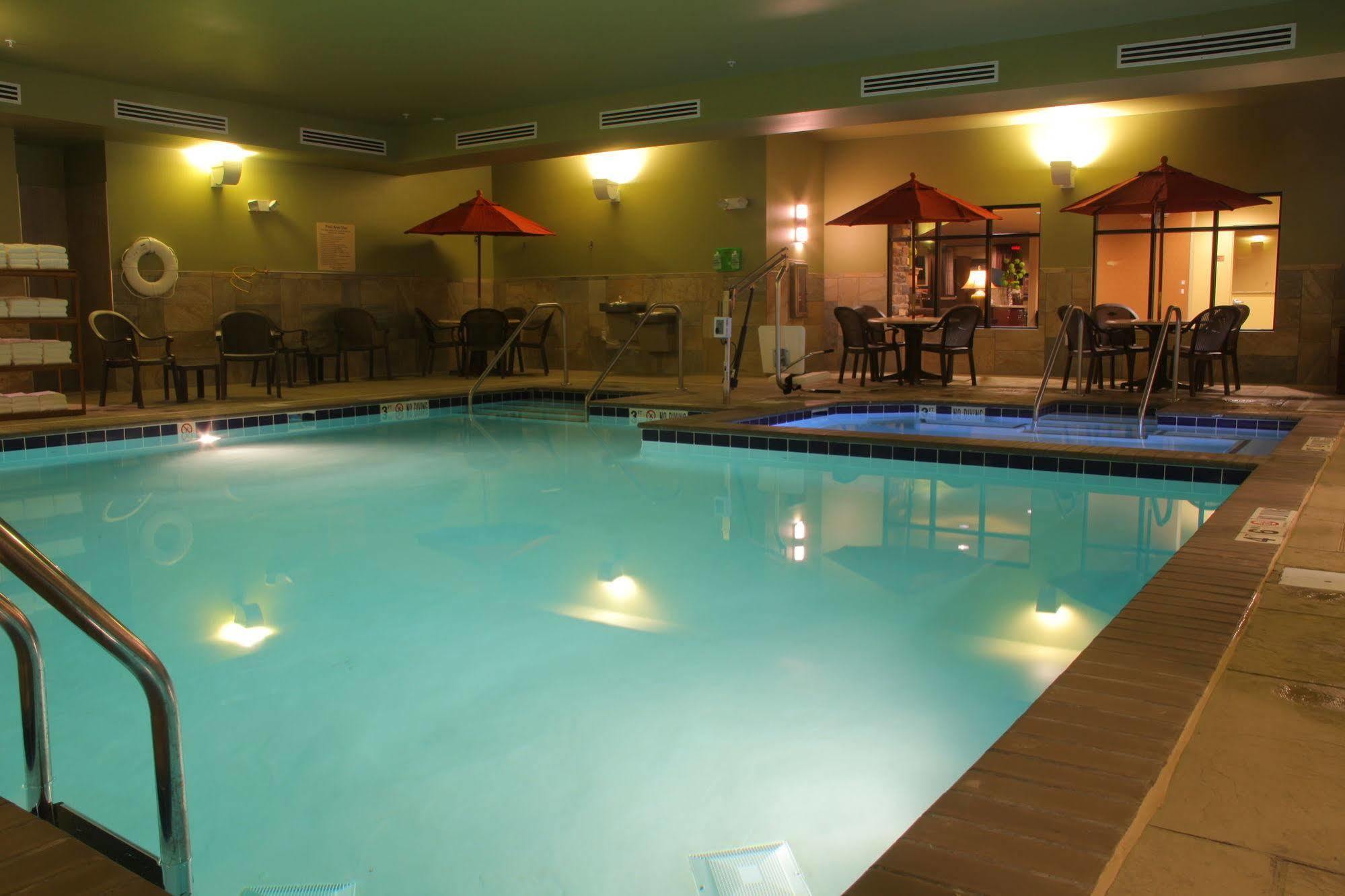 Little Missouri Inn & Suites Watford City Exteriér fotografie