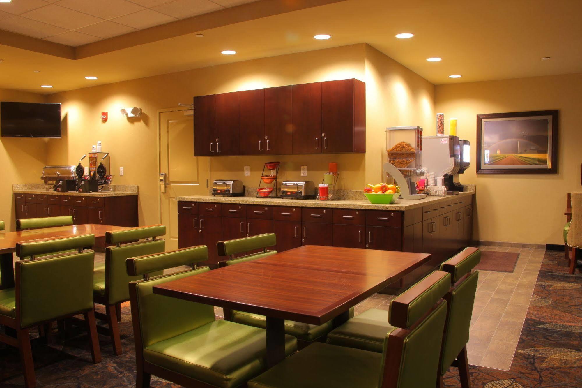 Little Missouri Inn & Suites Watford City Exteriér fotografie